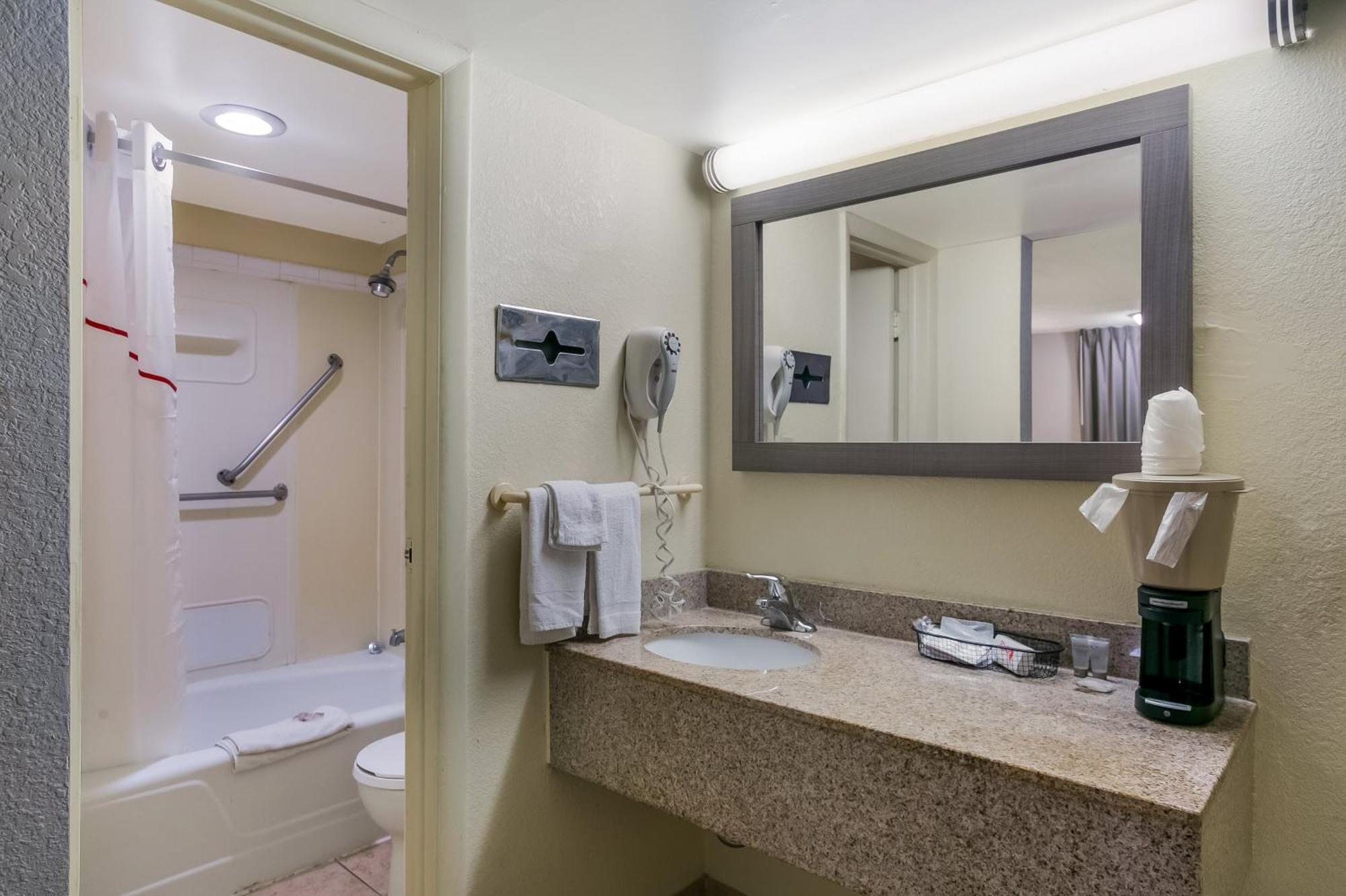 Red Roof Inn בלטימור מראה חיצוני תמונה